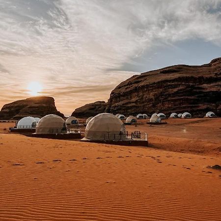 Orbit Camp Hotel Wadi Rum Buitenkant foto