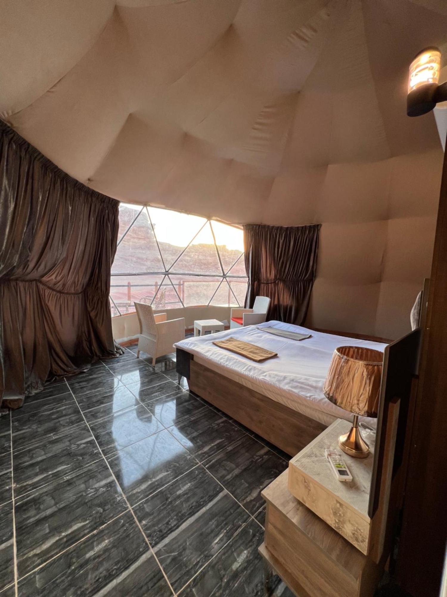 Orbit Camp Hotel Wadi Rum Buitenkant foto